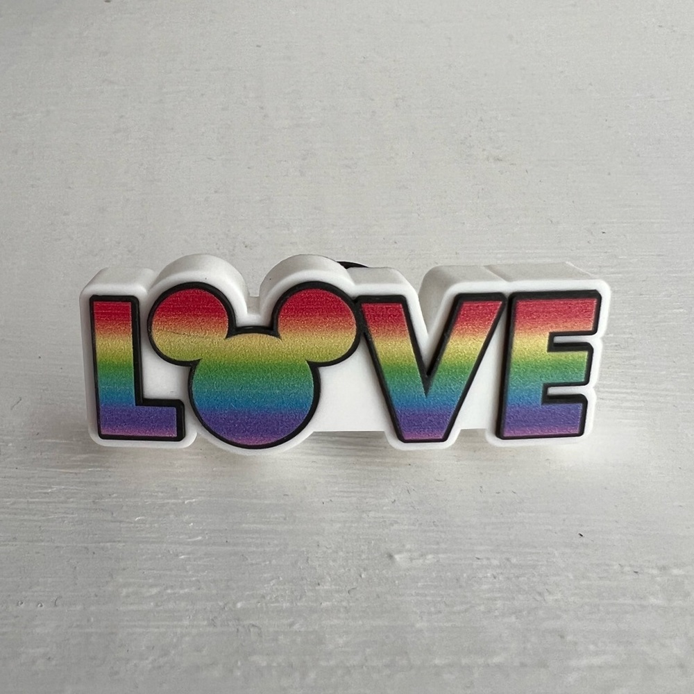 🆕 Crocs Jibbitz Disney Pride Love Word Rainbow Mickey Head